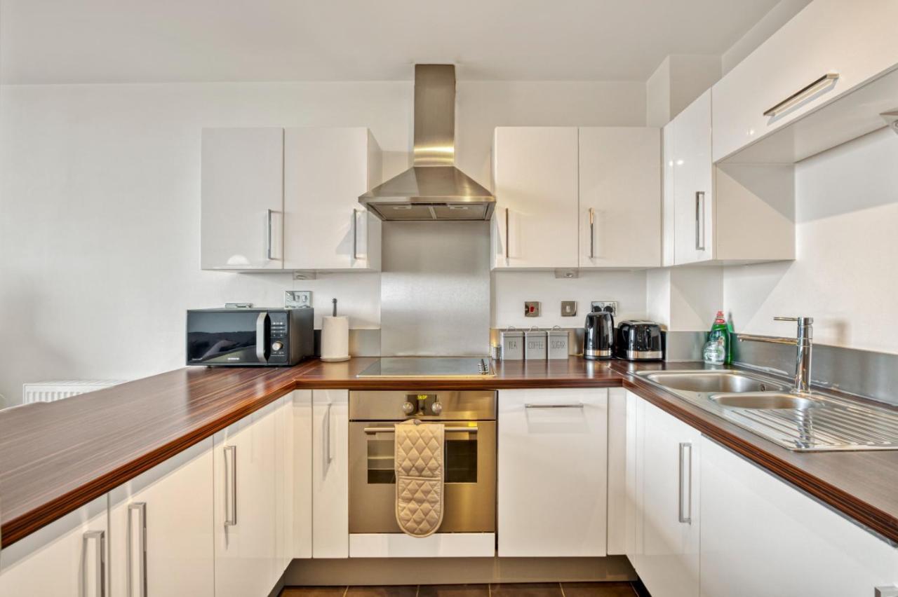לונדון Delightful Apartment Wandsworth מראה חיצוני תמונה